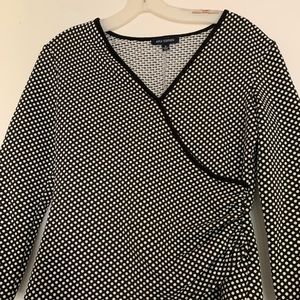 Women’s sweater.